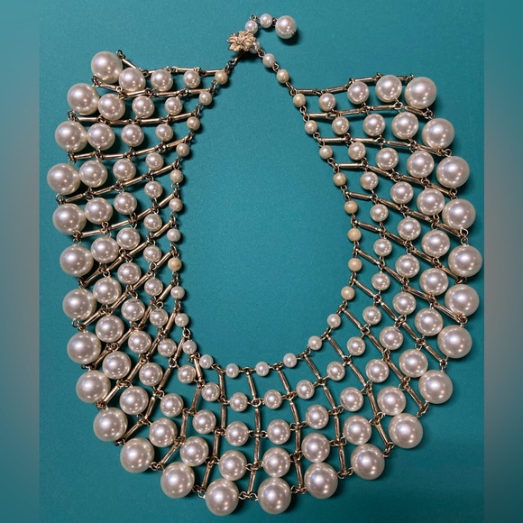 Vintage Vendome Faux Pearl Necklace with Bracelet and Screw-back Earrings - Picture 3 of 10